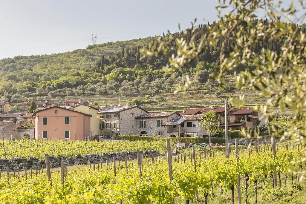 Corte Formigar SantʼAmbrogio di Valpolicella Gasthof